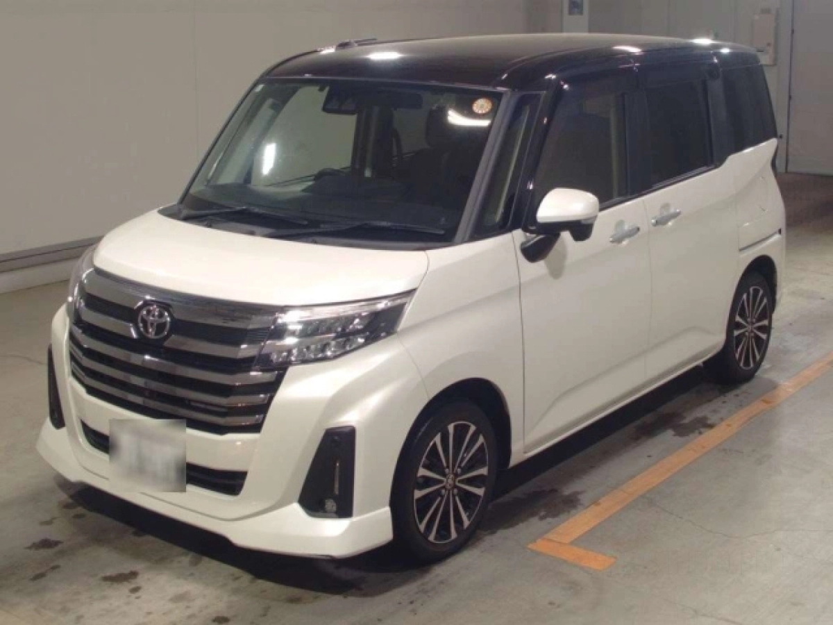 TOYOTA ROOMY M900A 2023