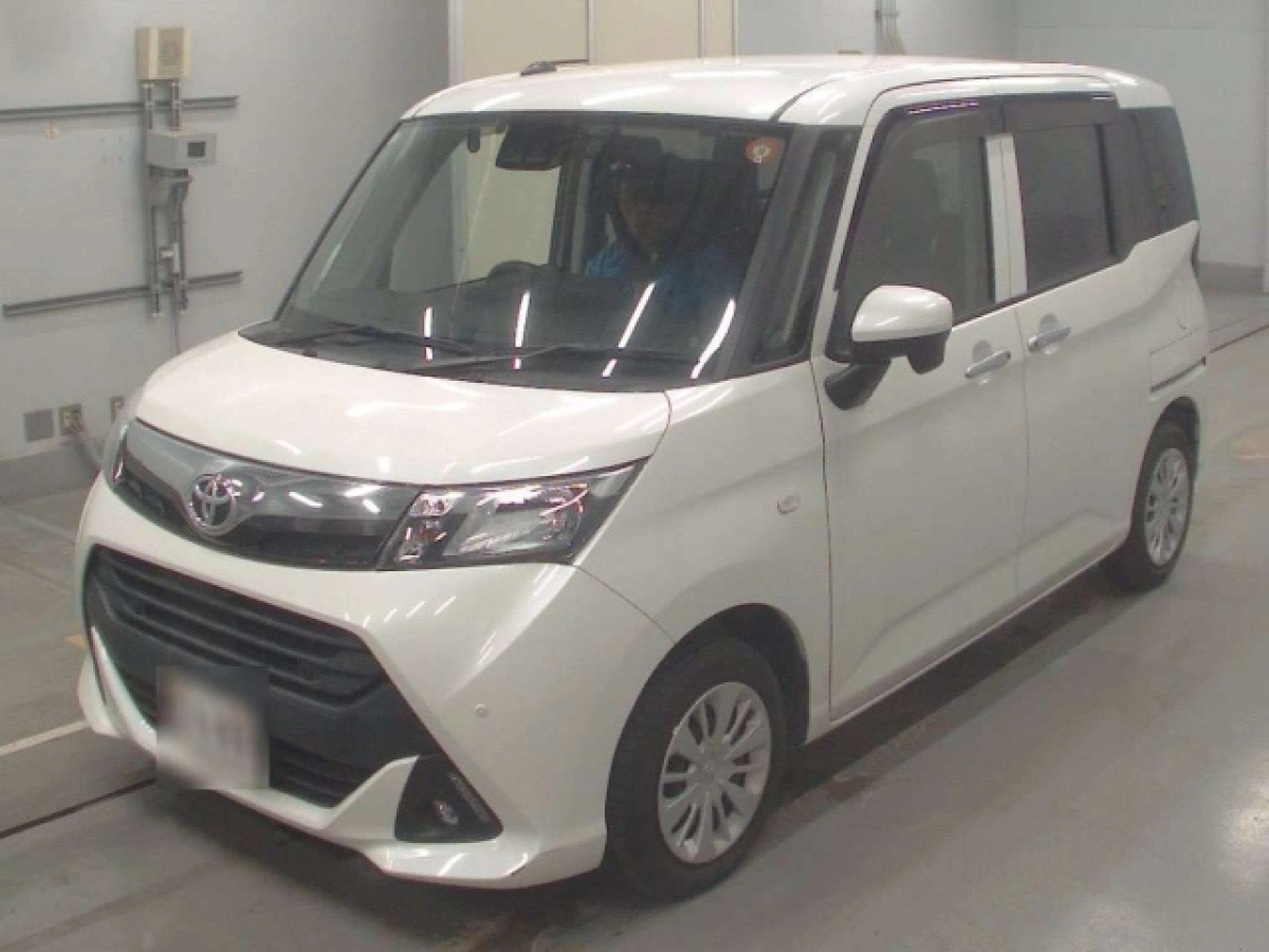 TOYOTA TANK M900A 2019