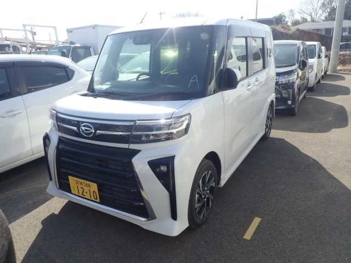 DAIHATSU TANTO LA650S 2025