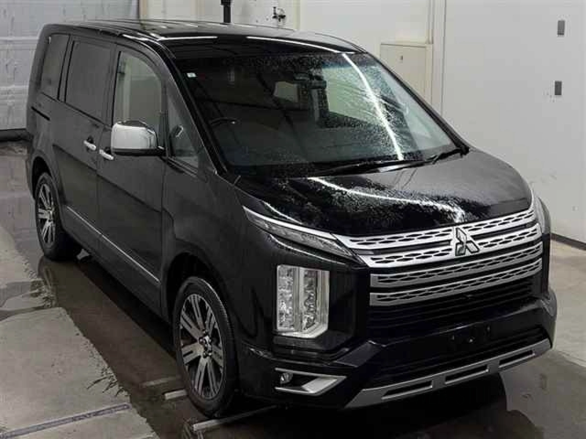 MITSUBISHI DELICA D5 CV1W 2022