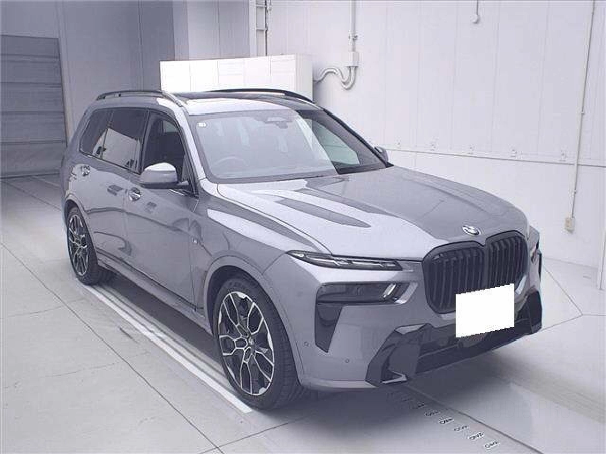 BMW X7 22EN30 2025