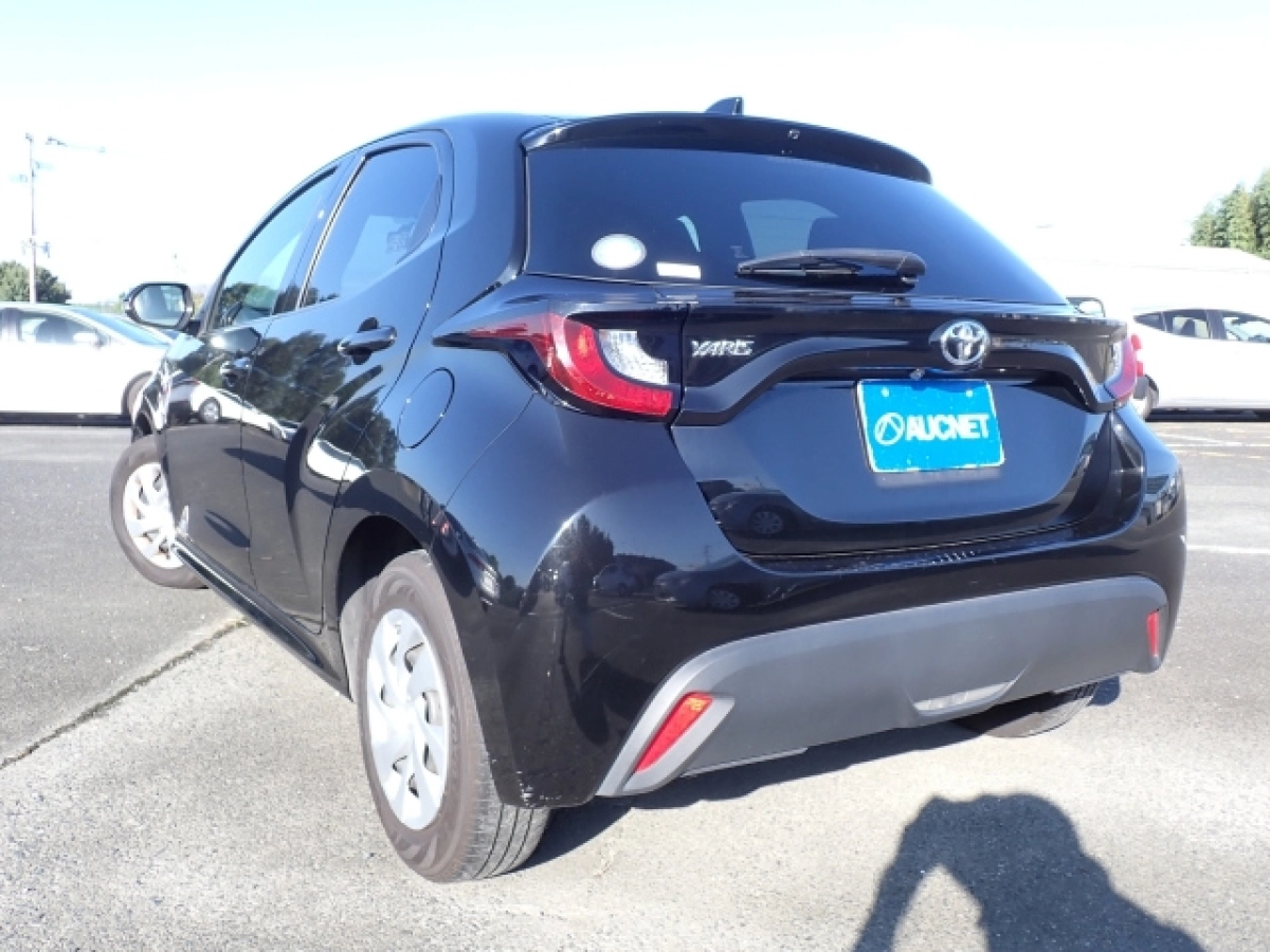 TOYOTA YARIS
