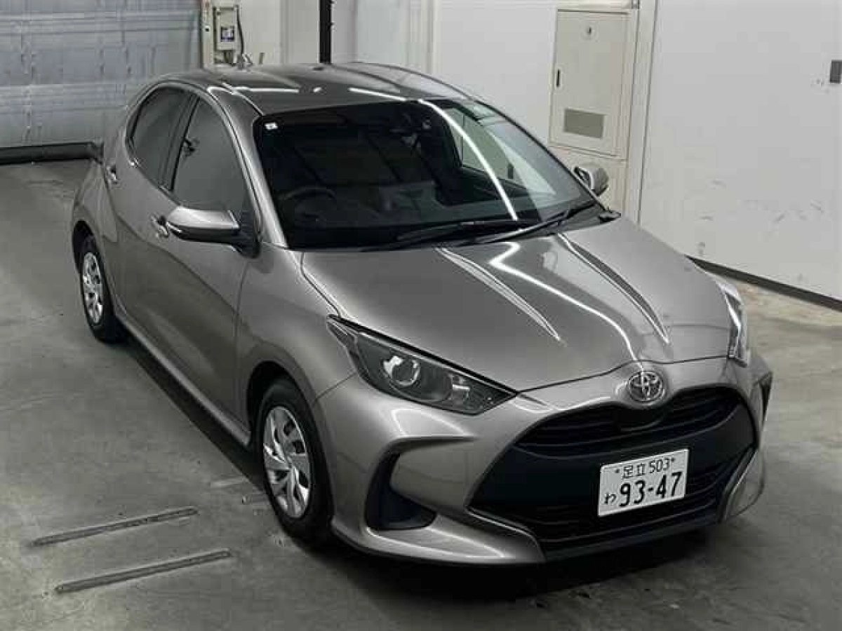 TOYOTA YARIS