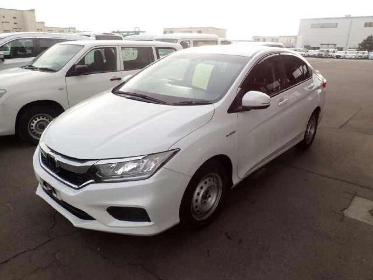 HONDA GRACE GM4 2021