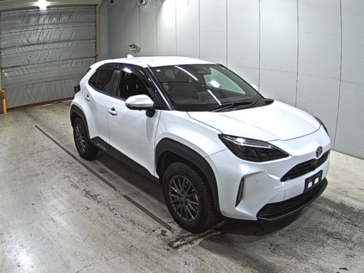 TOYOTA YARIS CROSS