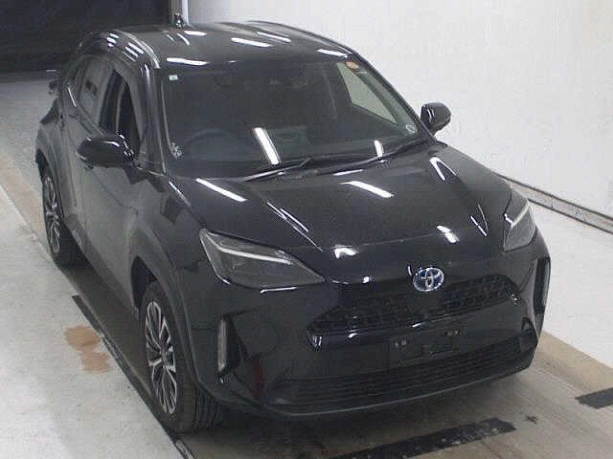 TOYOTA YARIS CROSS