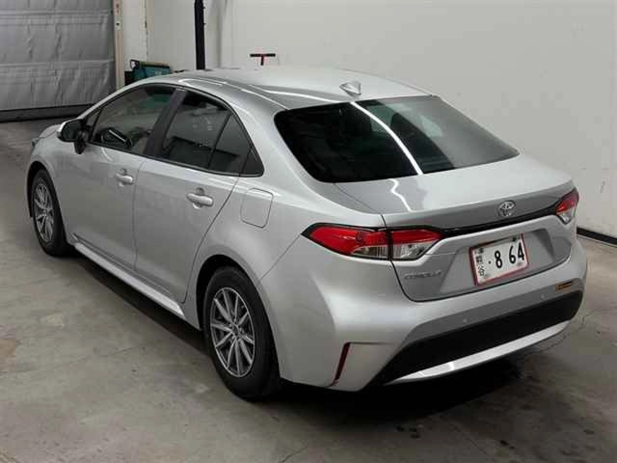 TOYOTA COROLLA