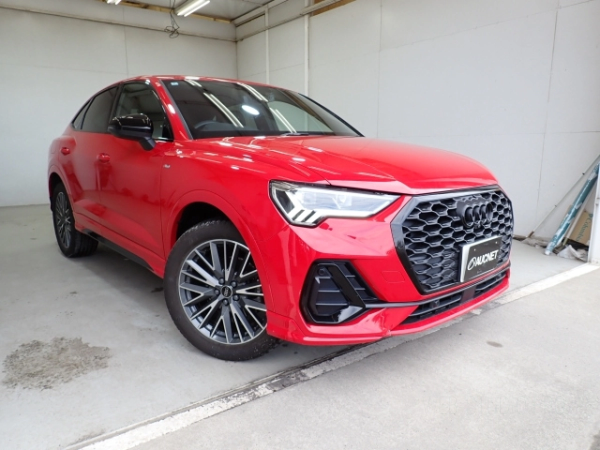 AUDI Q3 F3DFY 2024