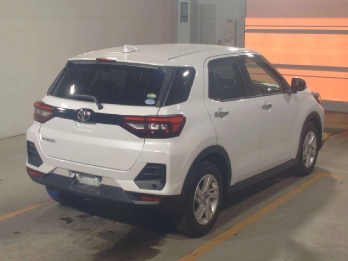TOYOTA RAIZE
