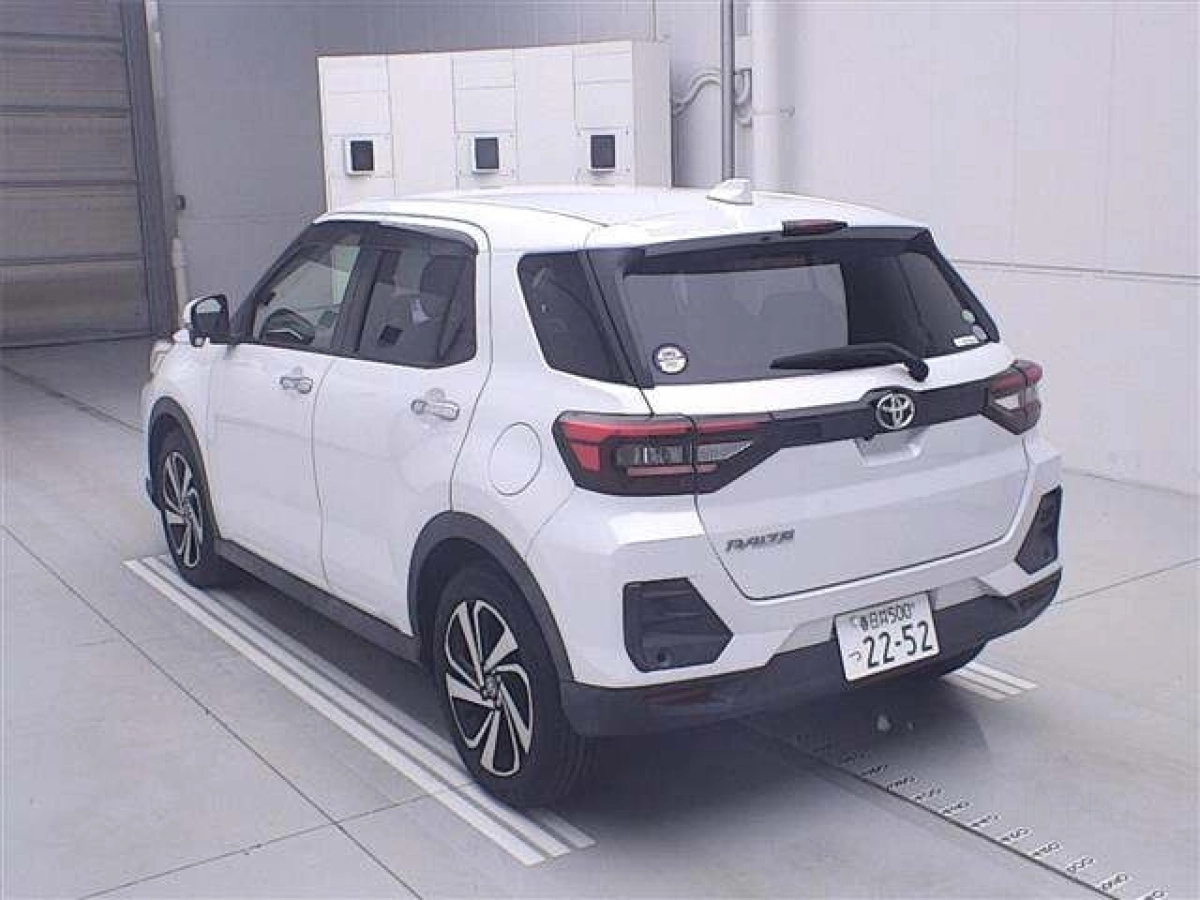 TOYOTA RAIZE