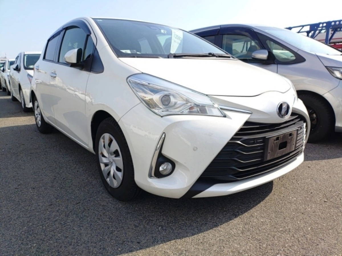 TOYOTA VITZ