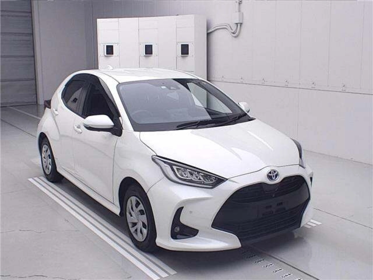 TOYOTA YARIS KSP210 2020