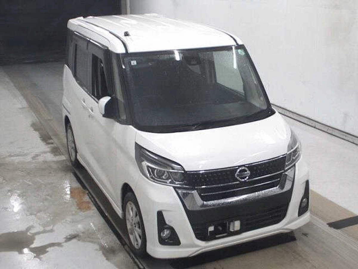 NISSAN DAYZ ROOX B21A 2019