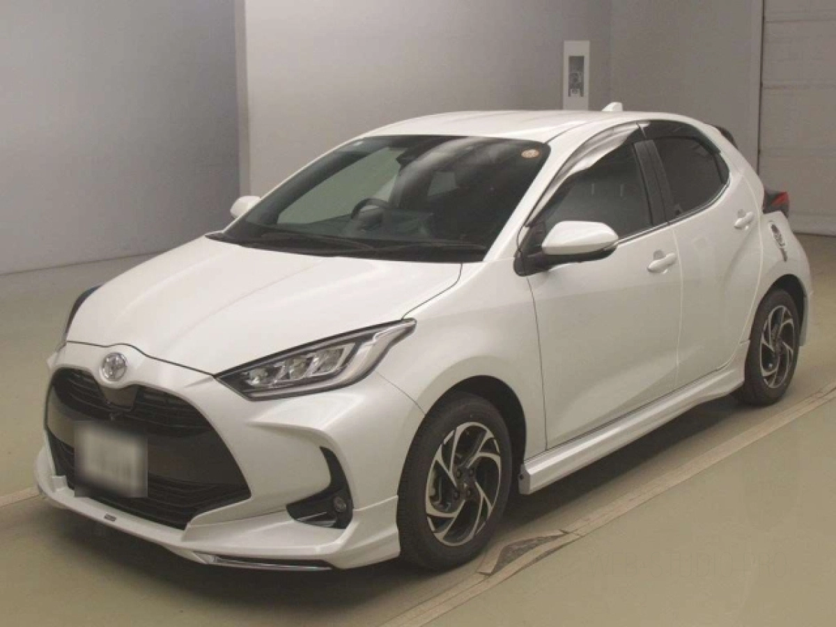 TOYOTA YARIS MXPA10 2023