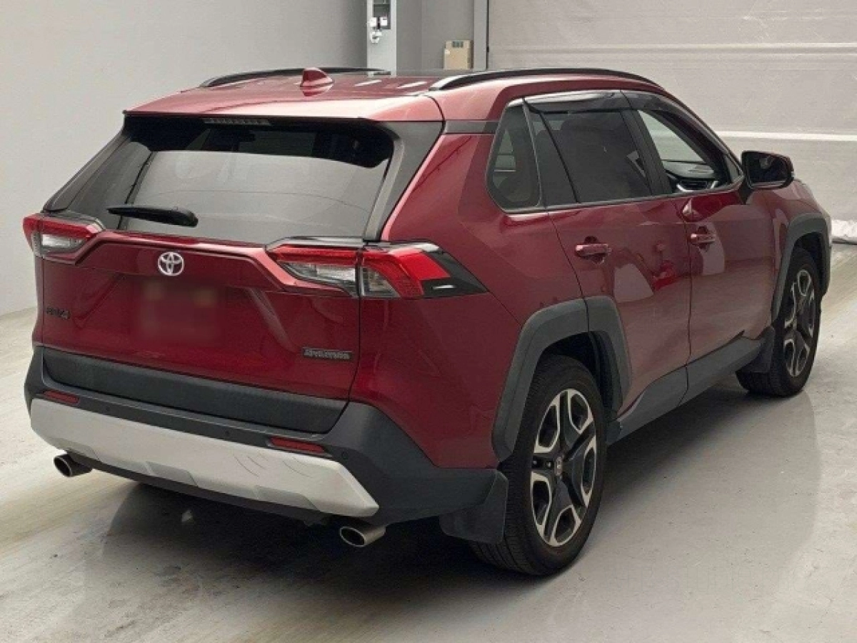 TOYOTA RAV4
