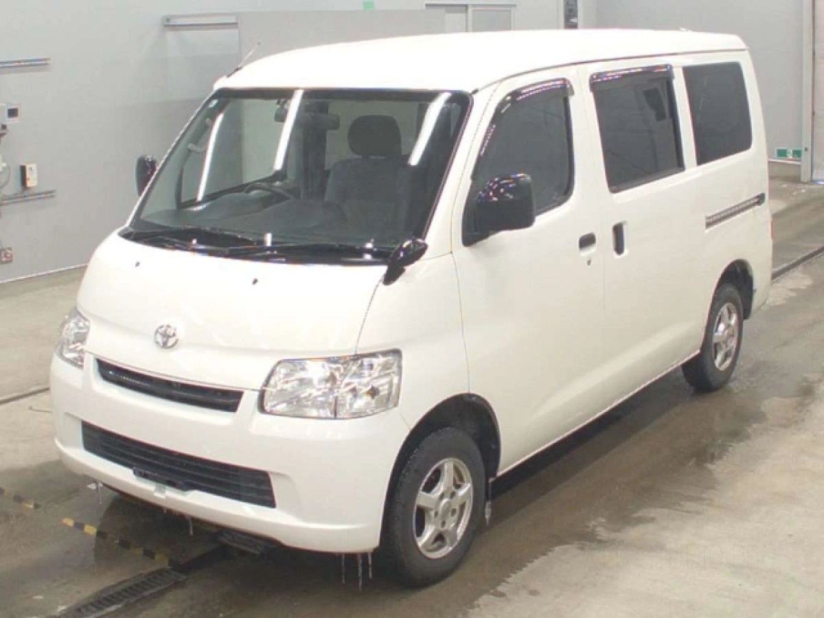 TOYOTA LITE ACE VAN S412M 2019