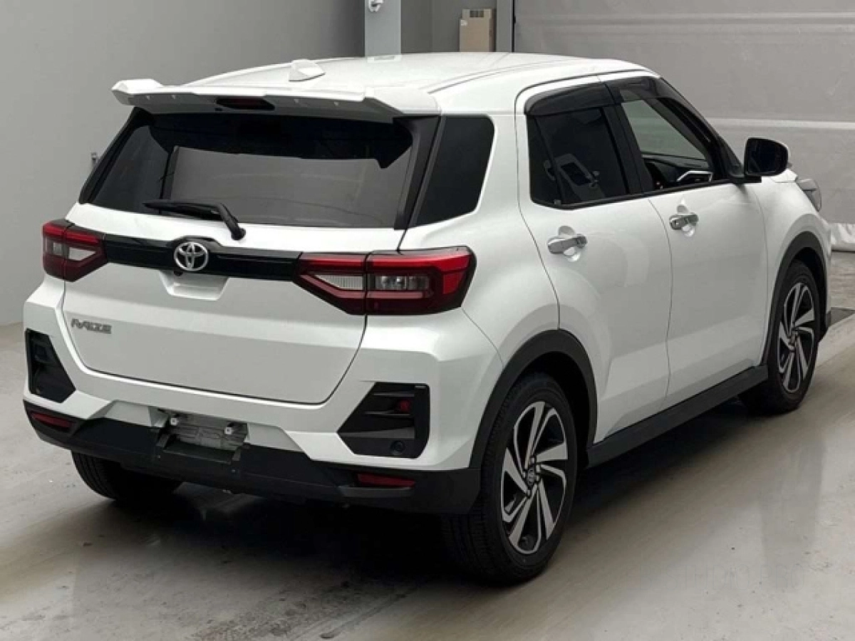 TOYOTA RAIZE