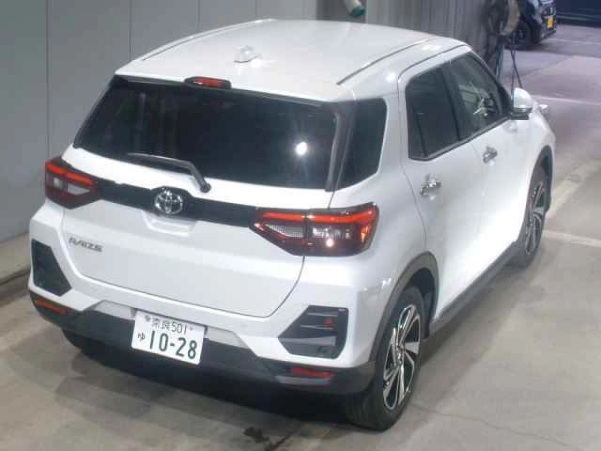 TOYOTA RAIZE