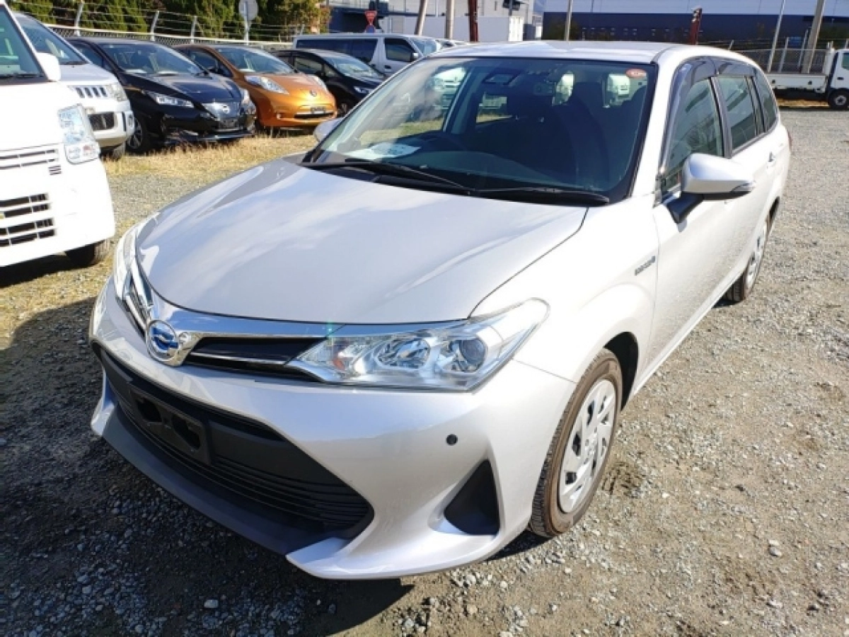 TOYOTA COROLLA FIELDER NKE165G 2019