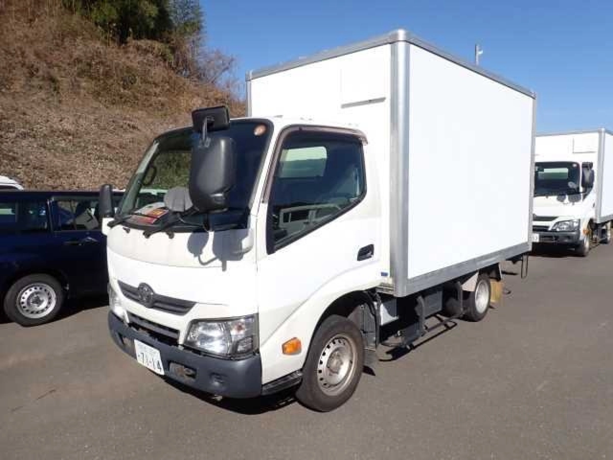 TOYOTA DYNA TRY230 2021