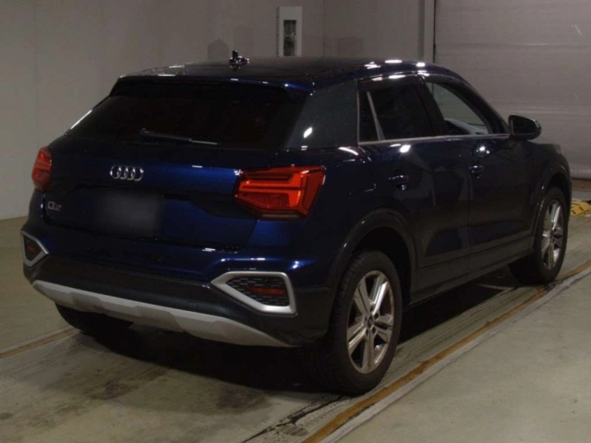AUDI Q2