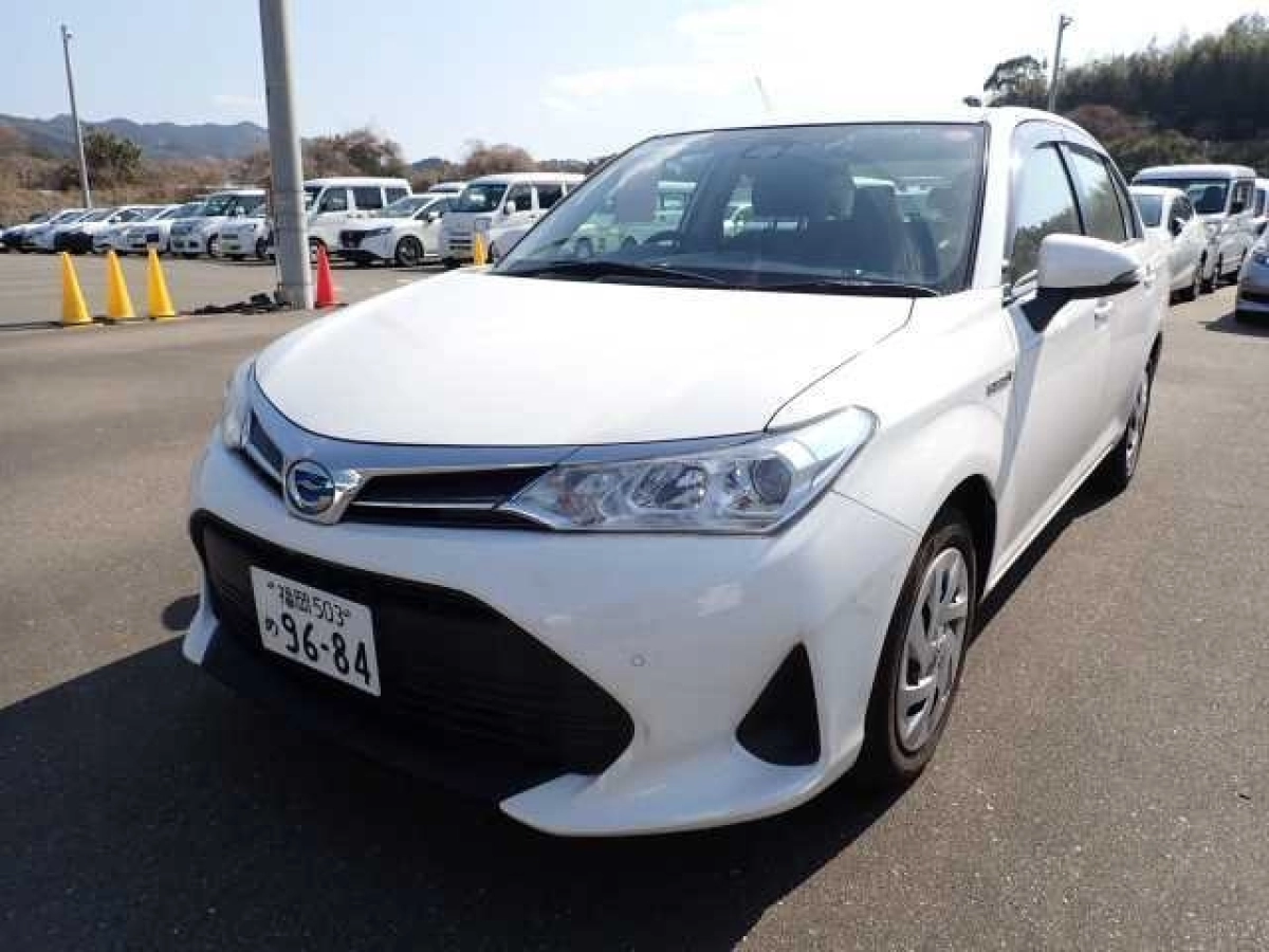 TOYOTA COROLLA AXIO NKE165 2019