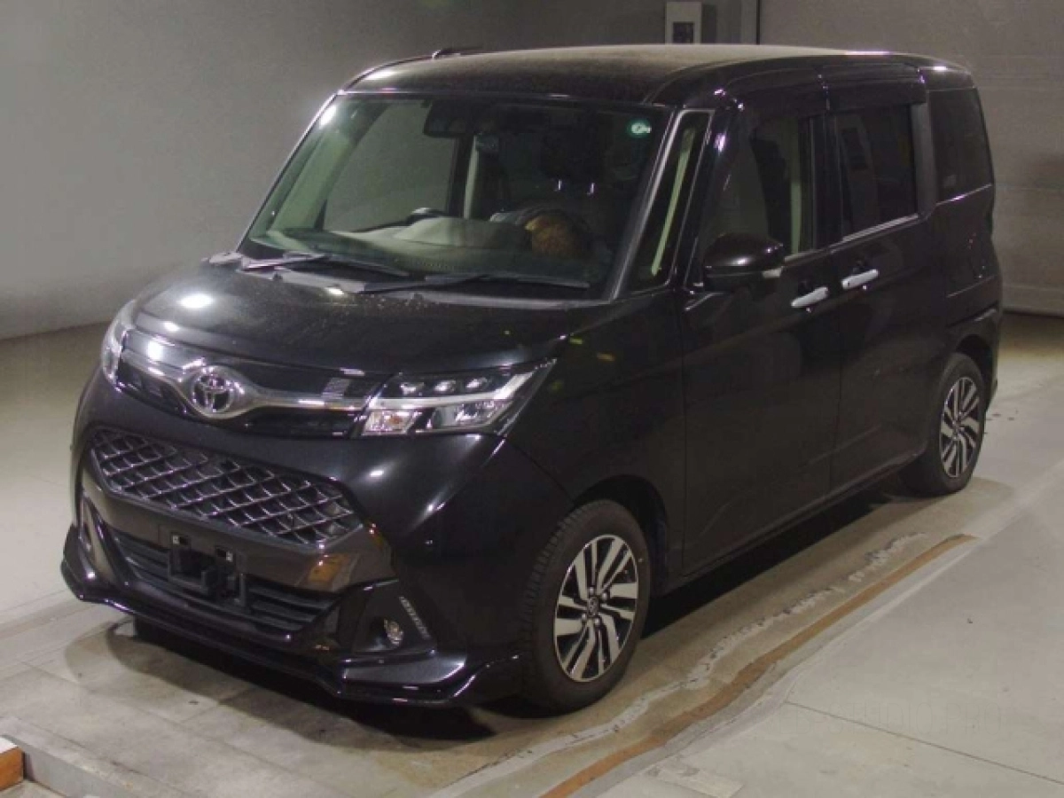 TOYOTA TANK M900A 2019