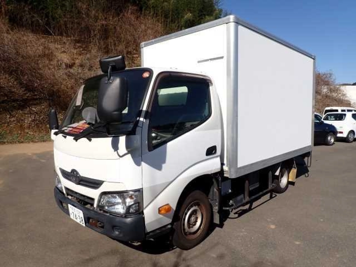 TOYOTA DYNA TRY230 2021