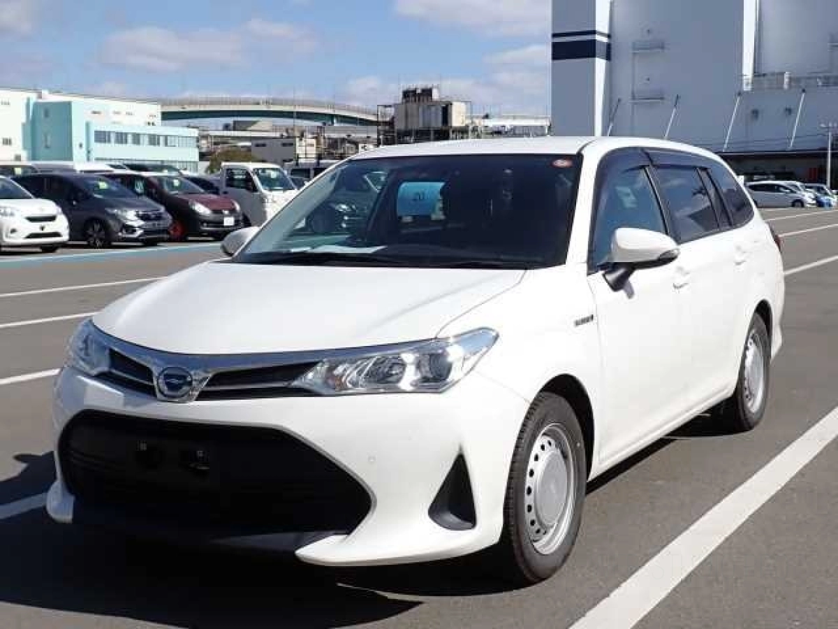 TOYOTA COROLLA FIELDER NKE165G 2020