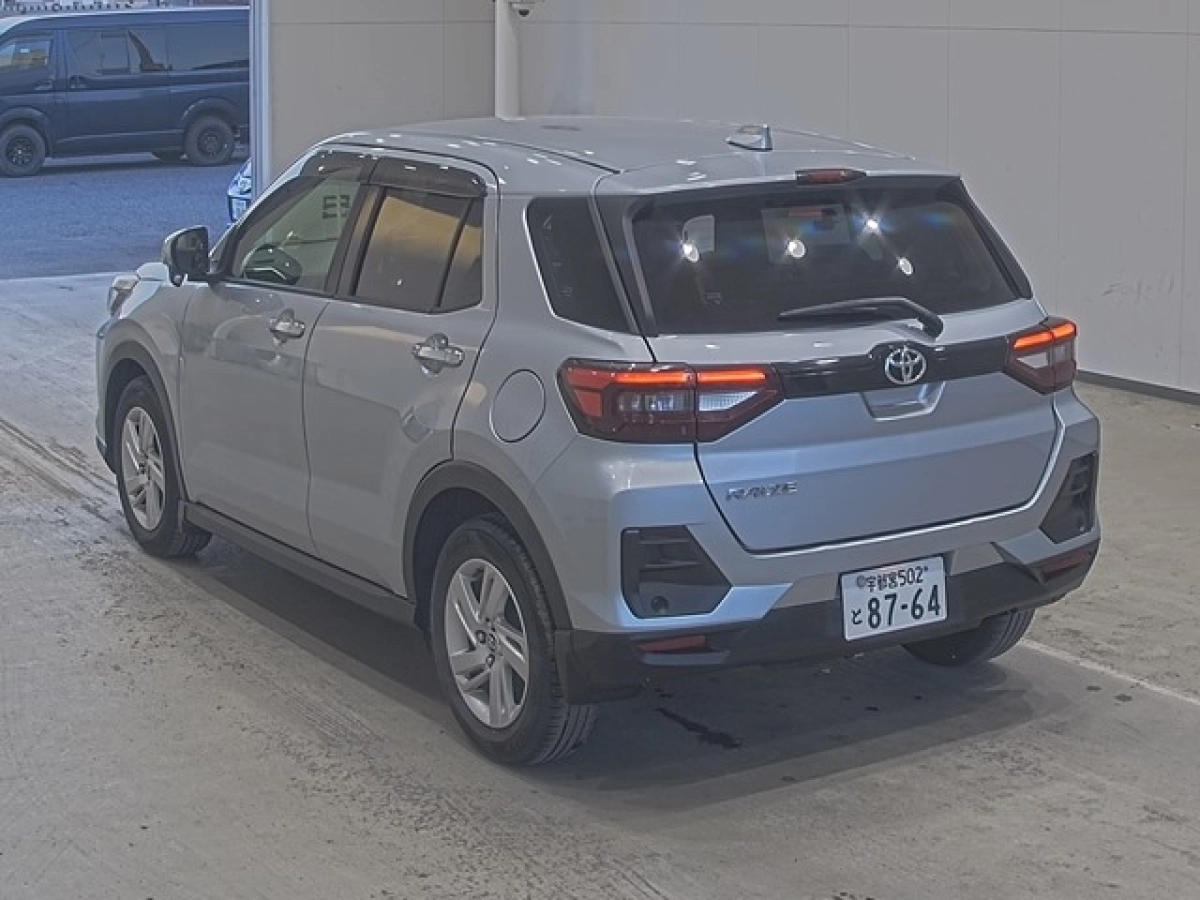 TOYOTA RAIZE