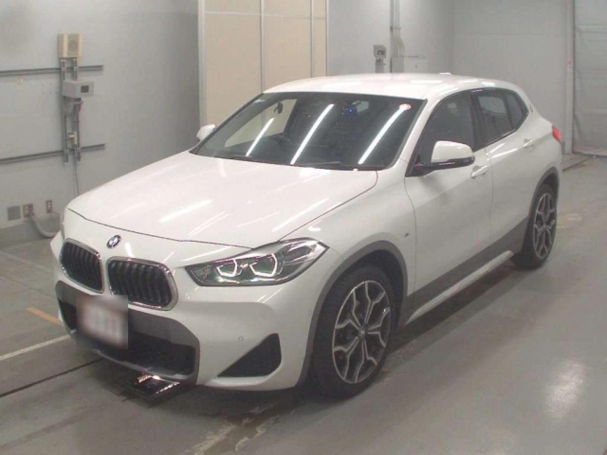 BMW X2 YH15 2021