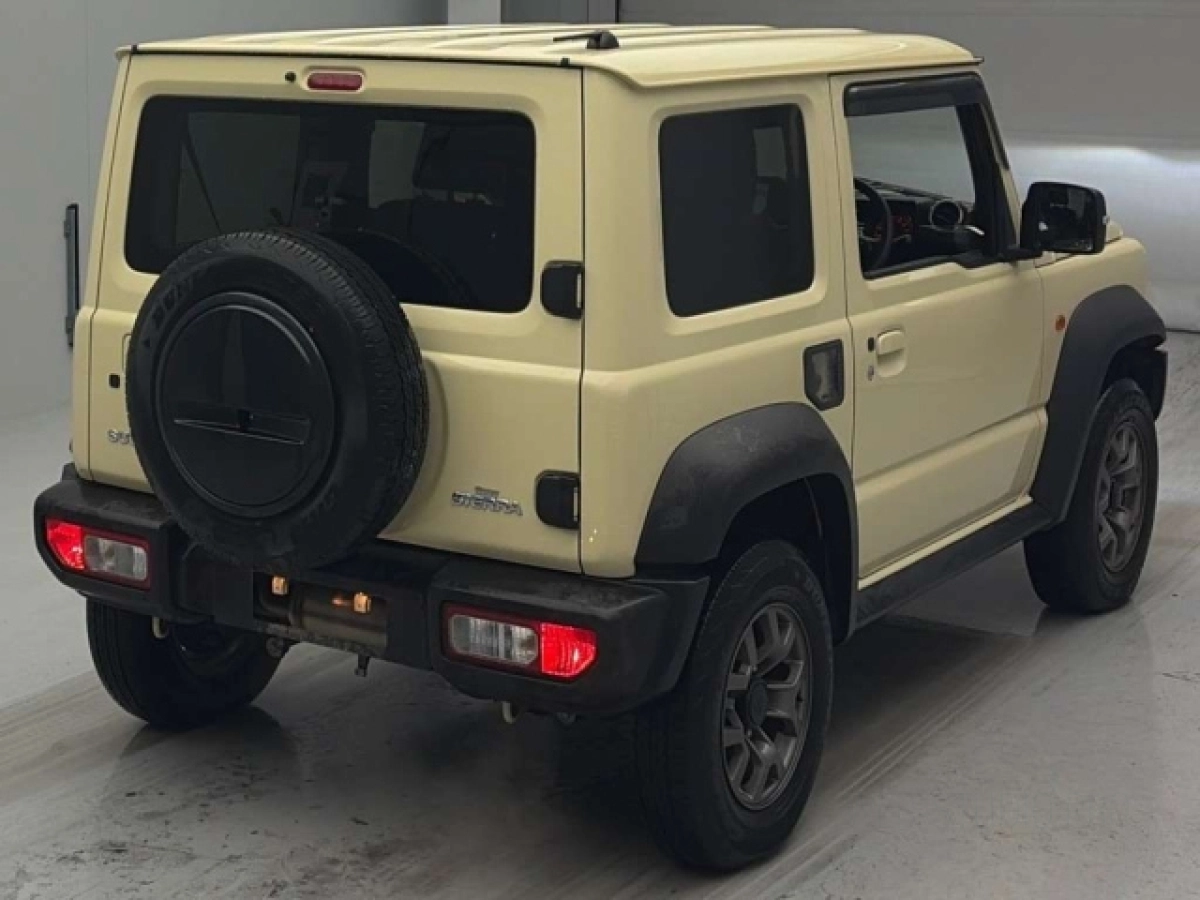 SUZUKI JIMNY SIERRA