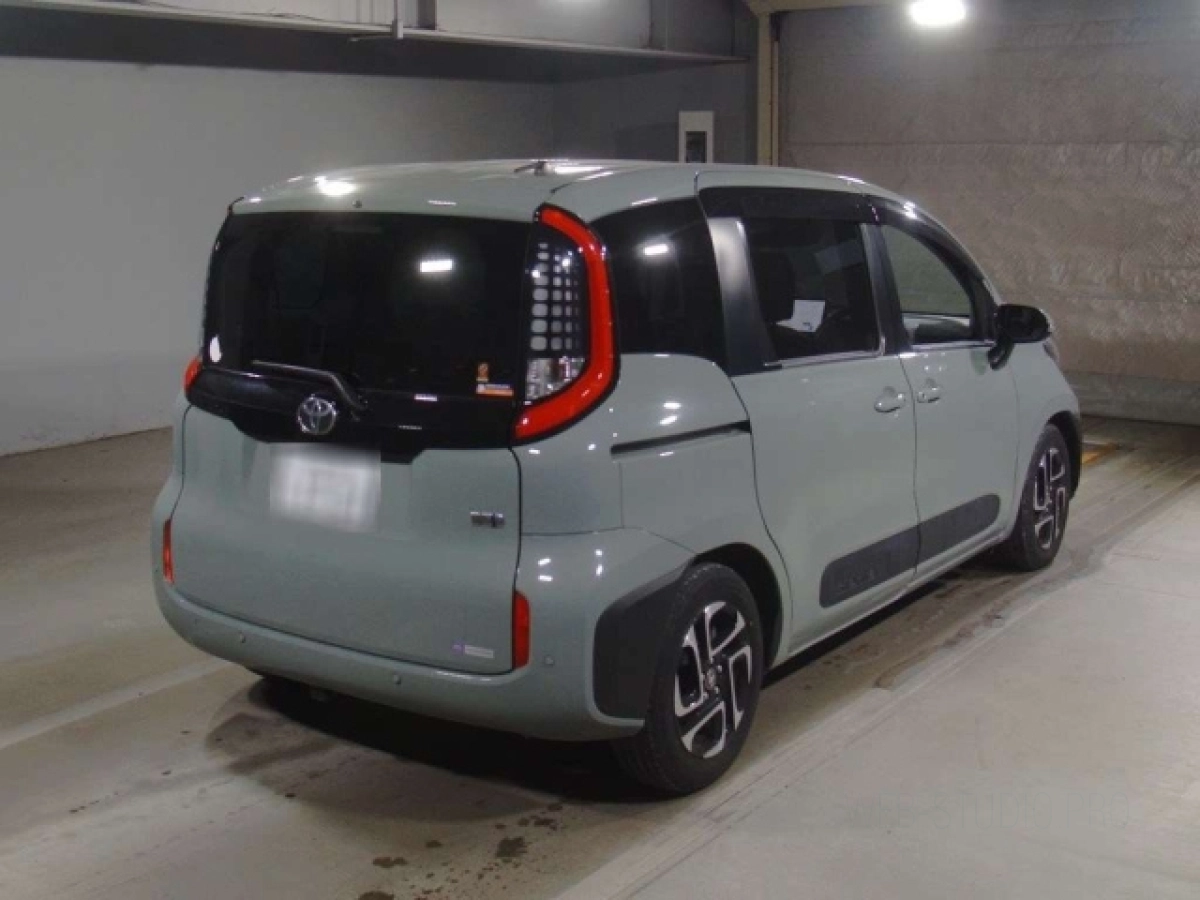 TOYOTA SIENTA