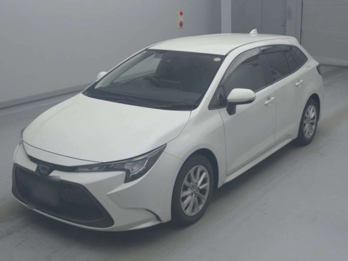 TOYOTA COROLLA TOURING ZRE212W 2020