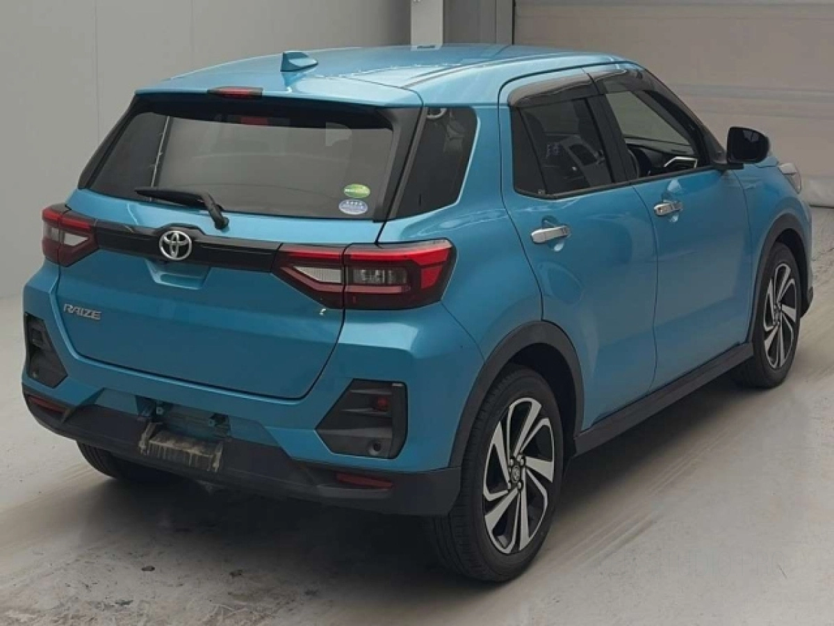 TOYOTA RAIZE