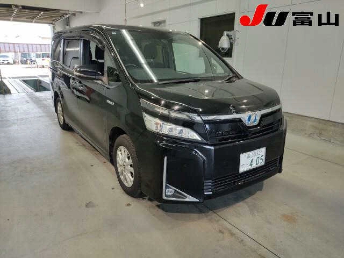 TOYOTA VOXY ZWR80G 2020