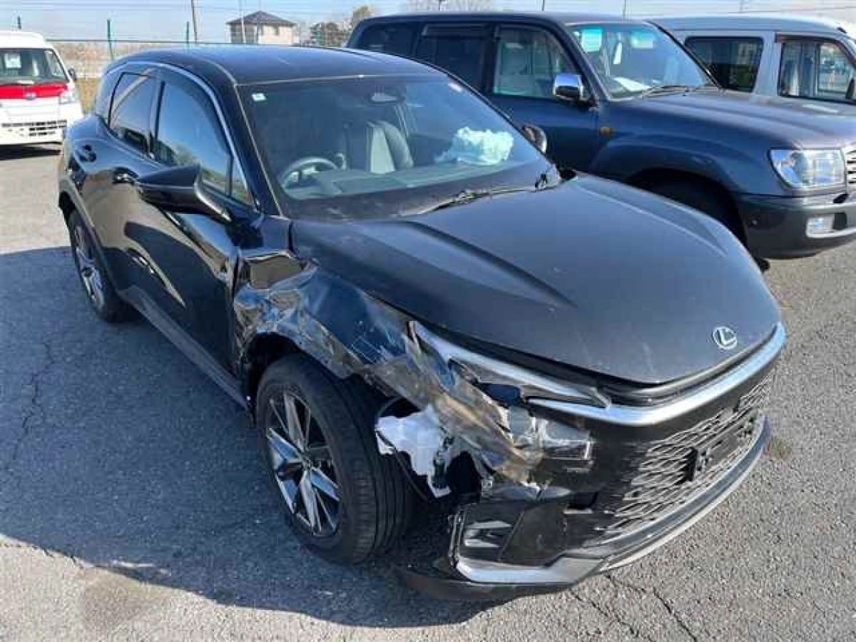 LEXUS LBX MAYH15 2024