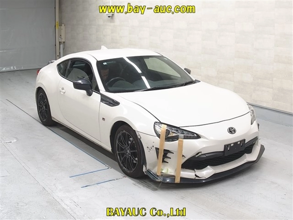 TOYOTA 86 ZN6 2020