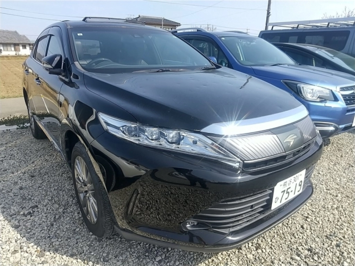 TOYOTA HARRIER ZSU60W 2019
