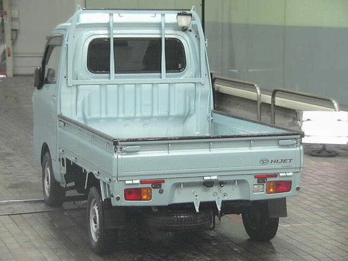 DAIHATSU HIJET TRUCK