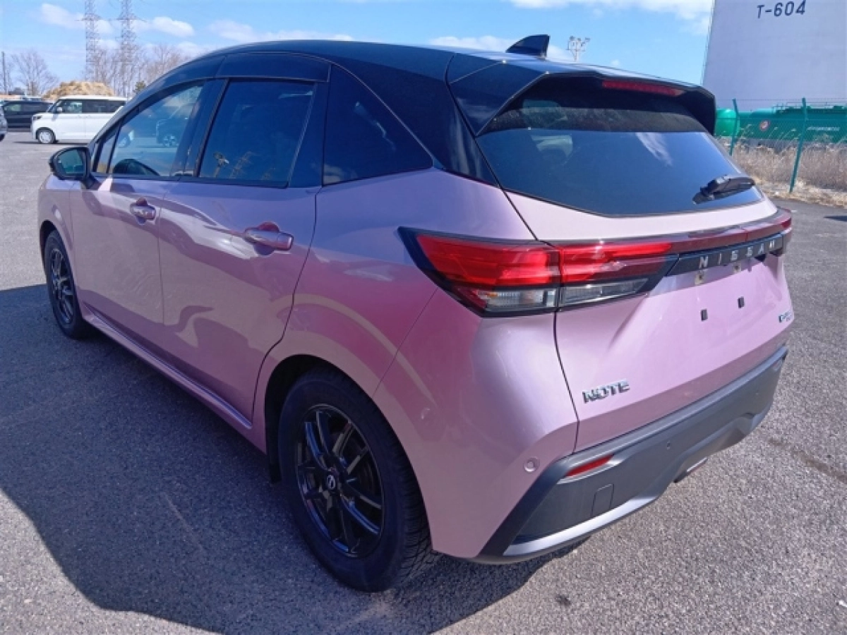 NISSAN NOTE