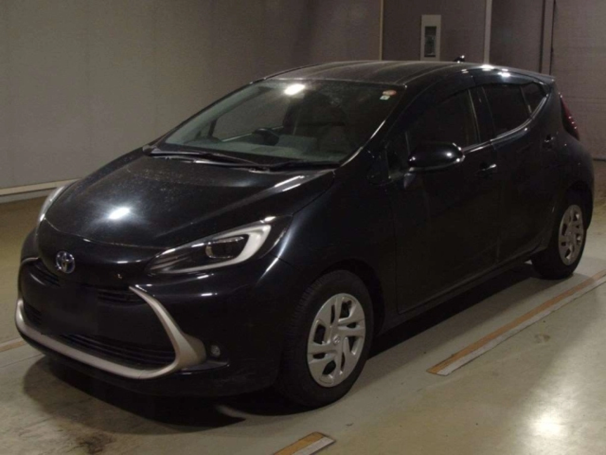 TOYOTA AQUA MXPK11 2021