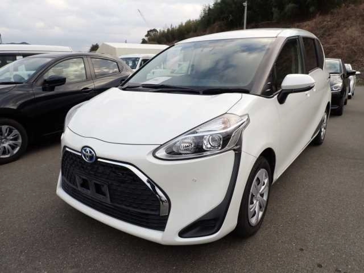 TOYOTA SIENTA NHP170G 2021