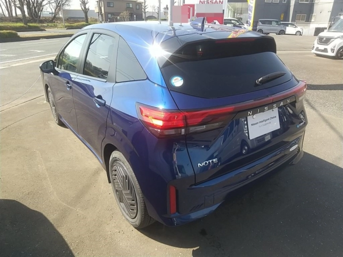 NISSAN NOTE