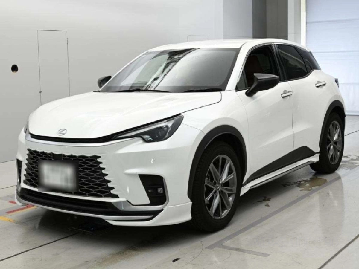 LEXUS LBX MAYH10 2024