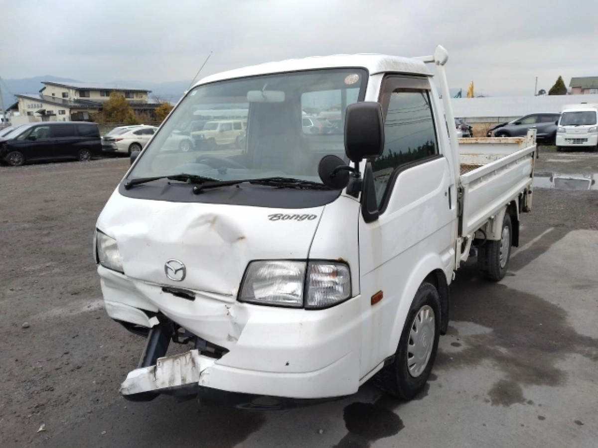 MAZDA BONGO SLP2T 2020