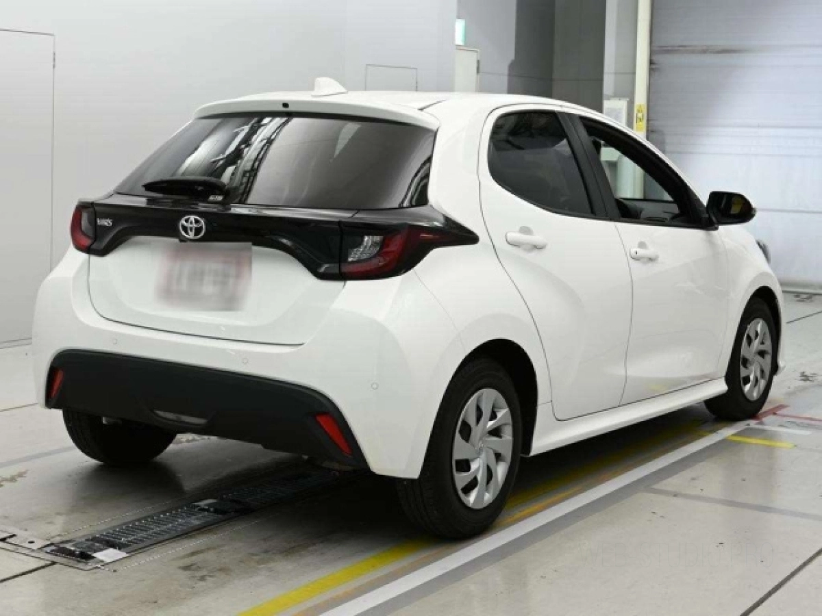 TOYOTA YARIS
