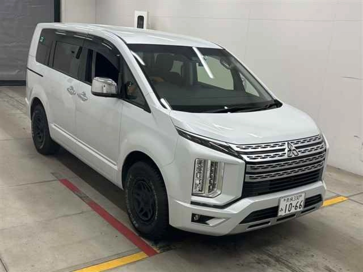 MITSUBISHI DELICA D5 CV1W 2022