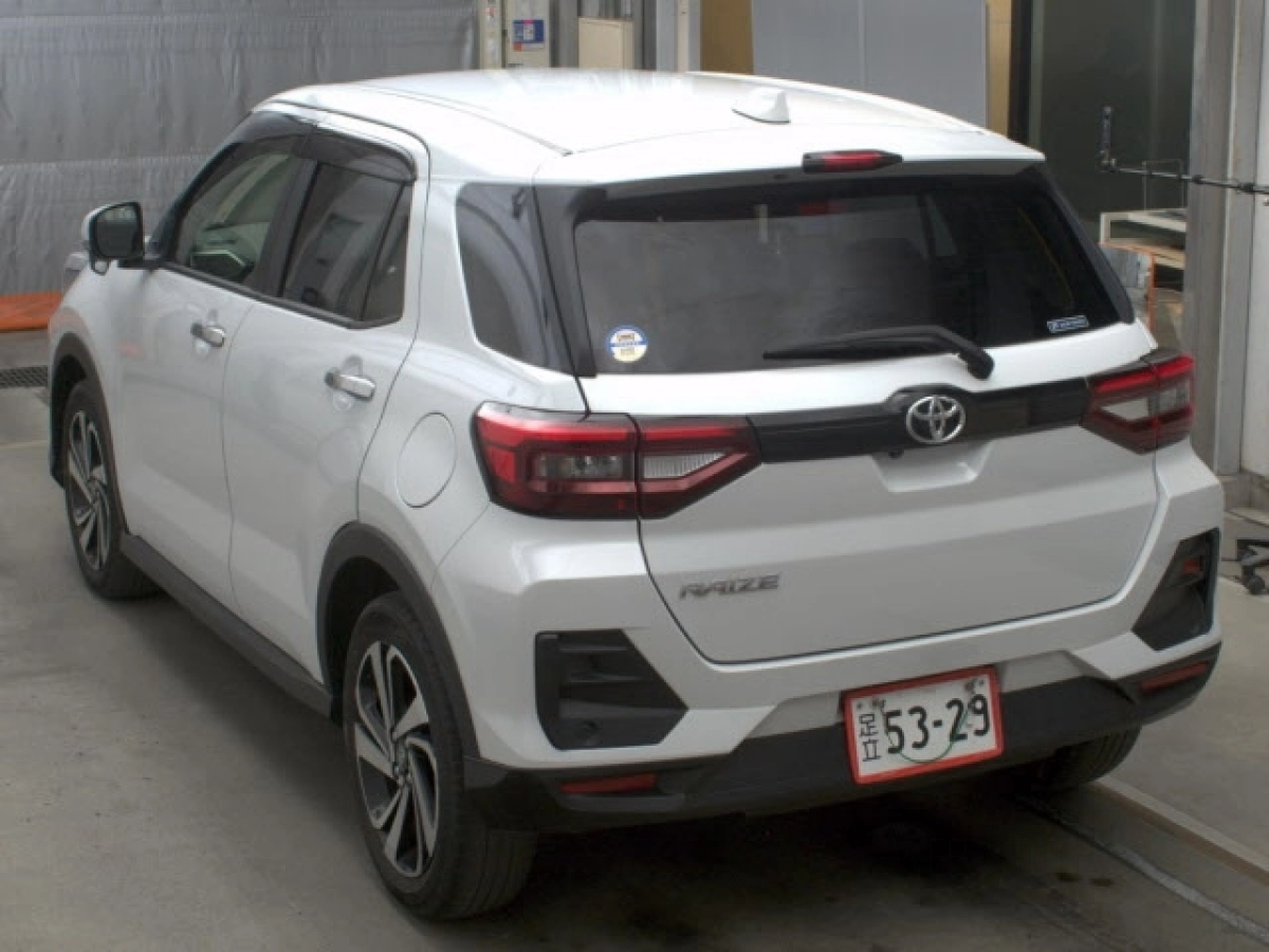 TOYOTA RAIZE
