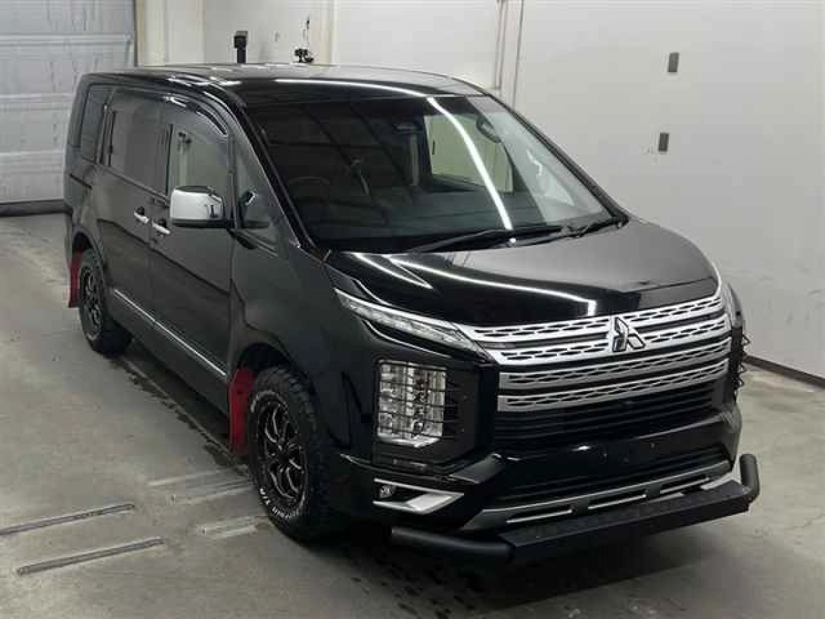 MITSUBISHI DELICA D5 CV1W 2019
